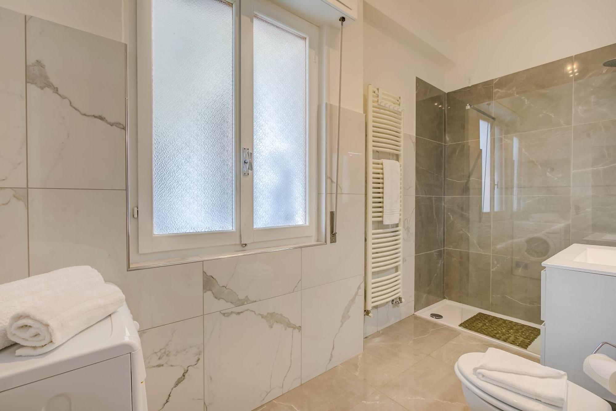 Casa Milly - Happy Rentals Ντεζεντσάνο ντελ Γκάρντα Εξωτερικό φωτογραφία