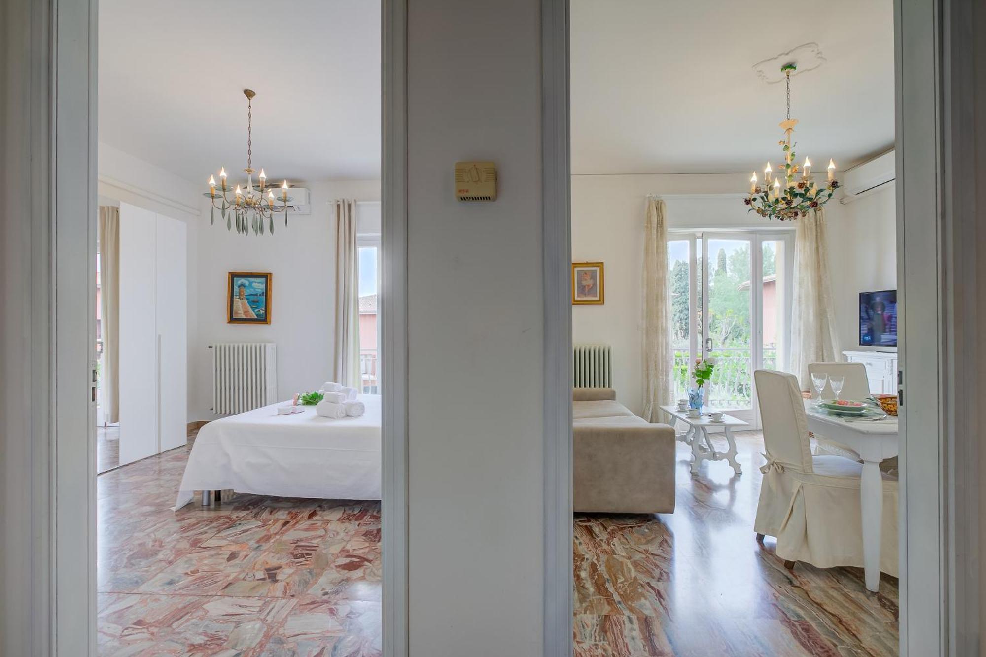 Casa Milly - Happy Rentals Ντεζεντσάνο ντελ Γκάρντα Εξωτερικό φωτογραφία